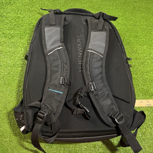 Alienware Gaming Laptop Backpack Vindicator v2.0 Backpack 17'' Computer Bag - Picture 8 of 8